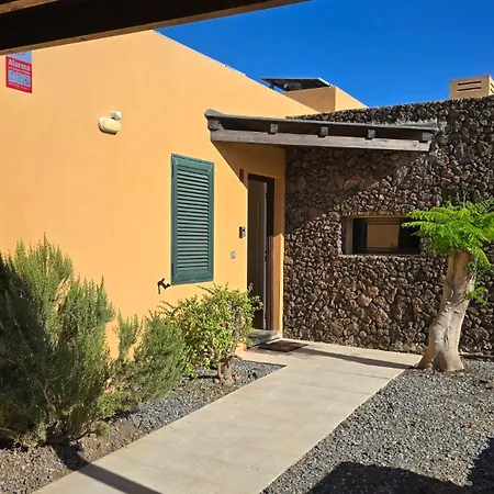 Casa Sommer - Stilvolle Ruheoase Nahe Corralejo * La Oliva