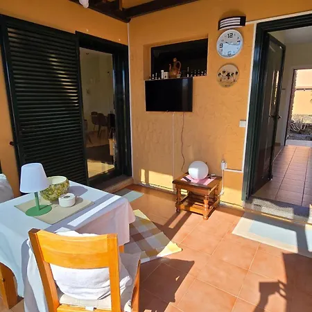 Casa Sommer - Stilvolle Ruheoase Nahe Corralejo بيت للعطل *