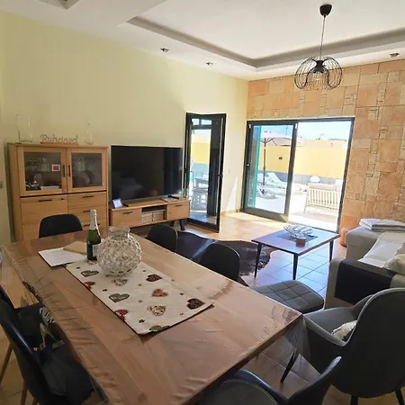 Casa Sommer - Stilvolle Ruheoase Nahe Corralejo